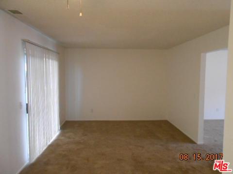 175 Racquet Club Dr, Compton, CA 90220 photo 4