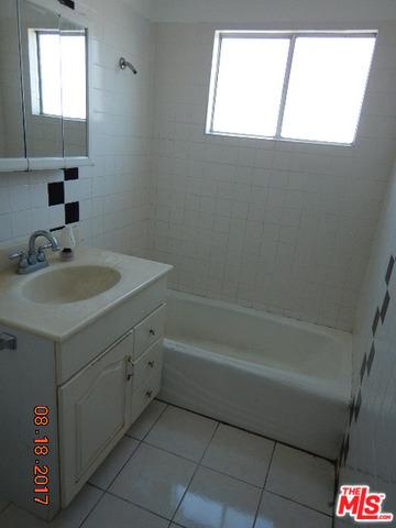 21326 Lynton Ave, Carson, CA 90745 photo 8