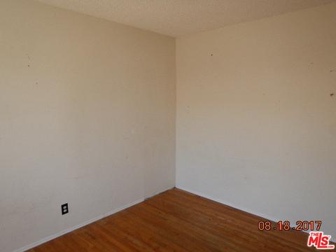 21326 Lynton Ave, Carson, CA 90745 photo 4