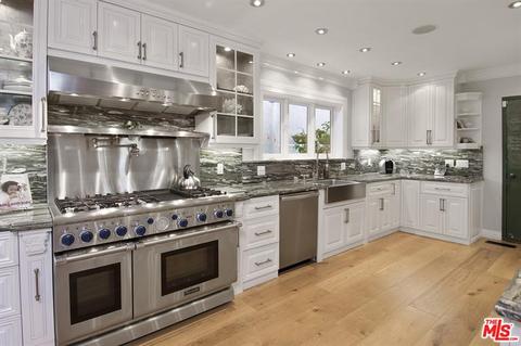 3336 Wrightwood Dr, Studio City, CA 91604 photo 5