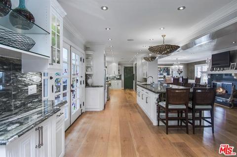 3336 Wrightwood Dr, Studio City, CA 91604 photo 1