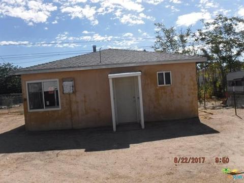 7111 Tamarisk Ave, Yucca Valley, CA 92284 photo 6