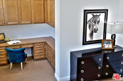 4102 Eagle Flight Dr, Simi Valley, CA 93065 photo 2