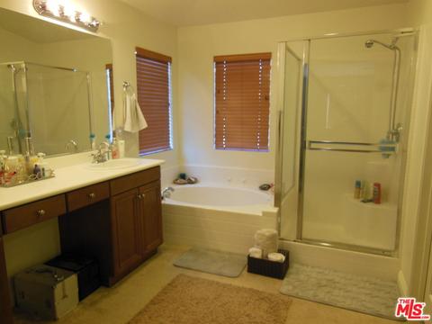 43401 Hampton St, Lancaster, CA 93536 photo 11