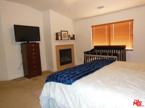 43401 Hampton St, Lancaster, CA 93536 photo 10