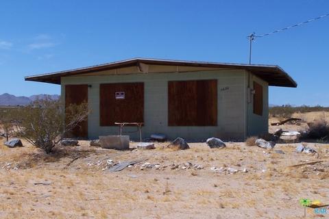 4630 Acoma, Landers, CA 92285 photo 1