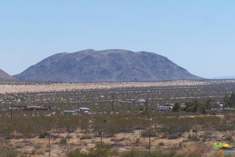 4630 Acoma, Landers, CA 92285 photo 9