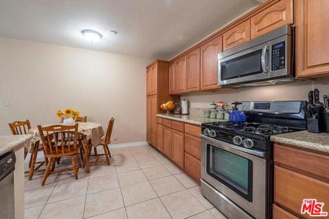 935 Vallejo Ave, Simi Valley, CA 93065 photo 11