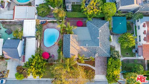 2047 Rangeview Dr, Glendale, CA 91201 photo 2