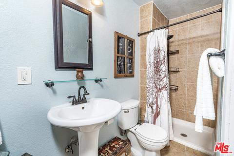 2047 Rangeview Dr, Glendale, CA 91201 photo 22