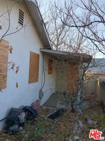 10719 Irma Ave, Tujunga, CA 91042 photo 9