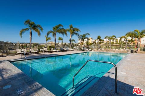 4072 Tradewinds Dr, Oxnard, CA 93035 photo 19