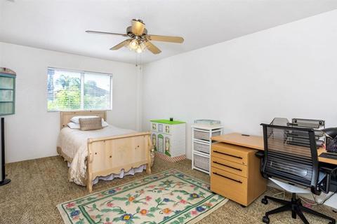 930 Buckeye Ct, El Cajon, CA 92021 photo 17