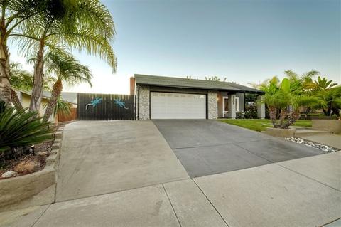 3203 Bernie Dr, Oceanside, CA 92056 photo 3