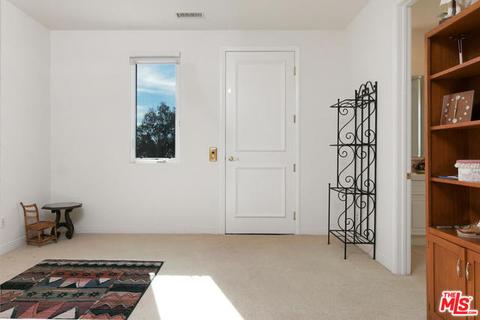 910 Corte La Cienega, Camarillo, CA 93010 photo 39