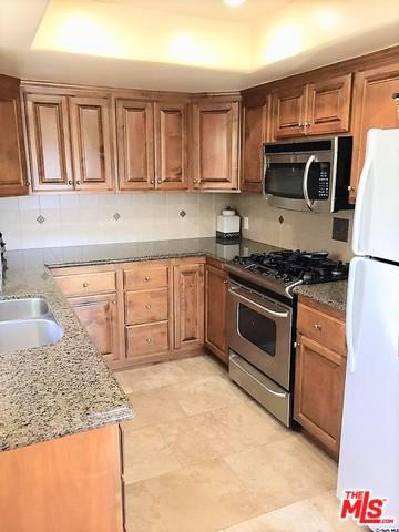 417 E Walnut Ave, Glendora, CA 91741 photo 4