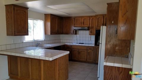 48805 Mockingbird Ln, Morongo Valley, CA 92256 photo 5