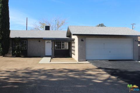 7770 Mariposa, Yucca Valley, CA 92284 photo 2