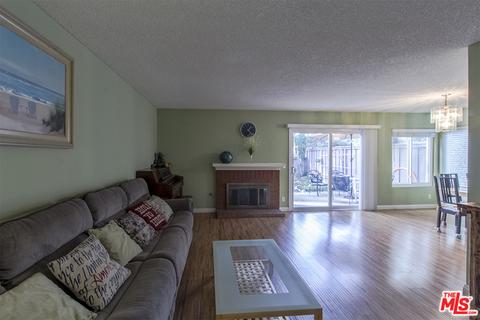 2426 Ramada Plz, Fullerton, CA 92833 photo 4