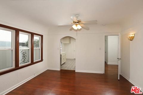 328 E 56th St, Long Beach, CA 90805 photo 9
