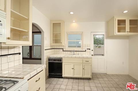 328 E 56th St, Long Beach, CA 90805 photo 15
