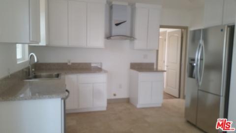 1103 E Golden St, Compton, CA 90221 photo 3