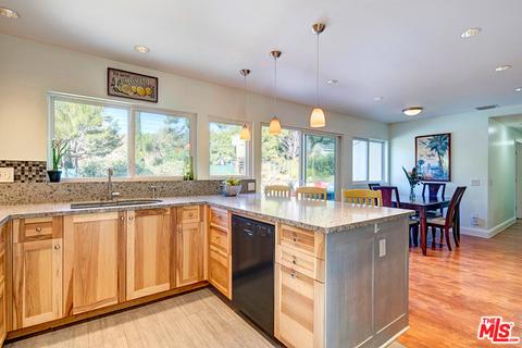7507 Alpine Way, Tujunga, CA 91042 photo 12