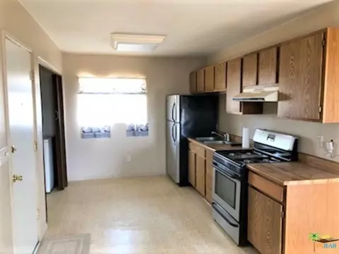 5424 Morongo Rd, Twentynine Palms, CA 92277 photo 5