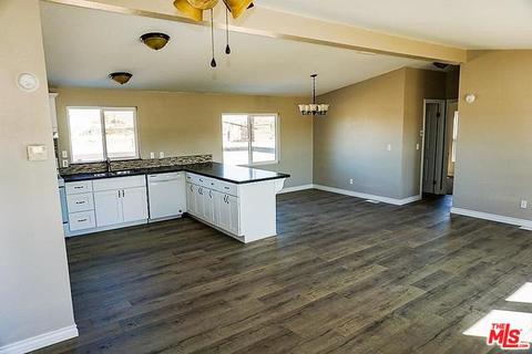 24800 Running Breeze Rd, Apple Valley, CA 92307 photo 3