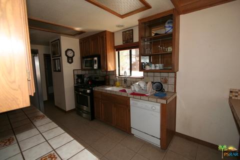 2057 7th Ln, Big Bear City, CA 92314 photo 8