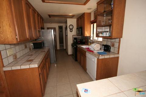 2057 7th Ln, Big Bear City, CA 92314 photo 7