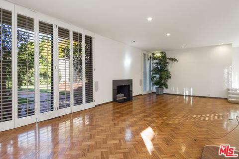 1007 Summit Dr, Beverly Hills, CA 90210 photo 5