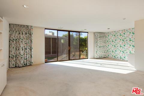 1007 Summit Dr, Beverly Hills, CA 90210 photo 17