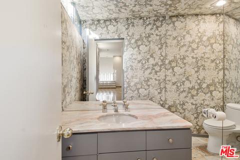 1007 Summit Dr, Beverly Hills, CA 90210 photo 8