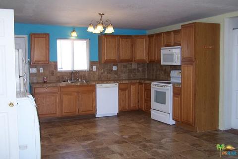 133 Cascade Rd, Joshua Tree, CA 92252 photo 3