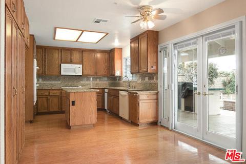 2424 Larkhaven Ln, Oxnard, CA 93036 photo 6