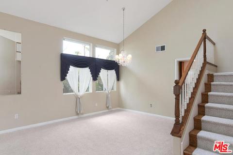 2424 Larkhaven Ln, Oxnard, CA 93036 photo 4