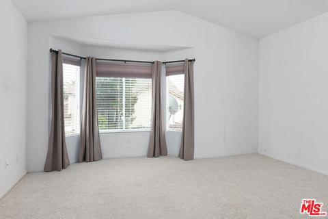 2424 Larkhaven Ln, Oxnard, CA 93036 photo 12