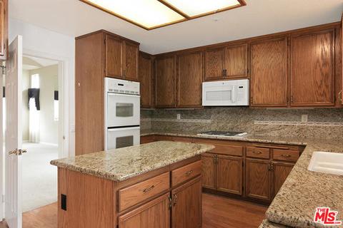 2424 Larkhaven Ln, Oxnard, CA 93036 photo 7