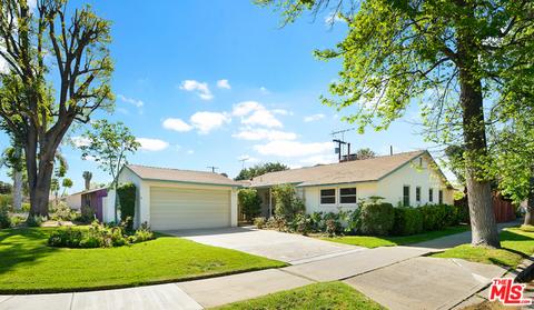 13470 Margate St, Sherman Oaks, CA 91401 photo 2