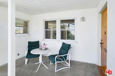 13470 Margate St, Sherman Oaks, CA 91401 photo 4