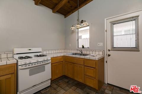 3821 Sunset Ln, Oxnard, CA 93035 photo 14