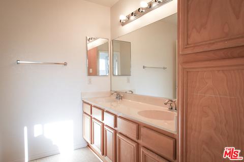 5711 Jamestown Ave, Corona, CA 92880 photo 18