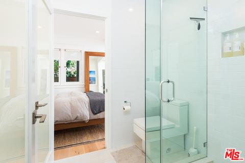 247 Windward Ave, Venice, CA 90291 photo 16