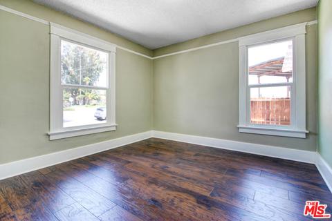 520 E B St, Colton, CA 92324 photo 8