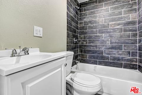 520 E B St, Colton, CA 92324 photo 12