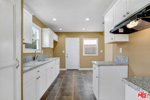 5265 Noble St, Riverside, CA 92503 photo 9
