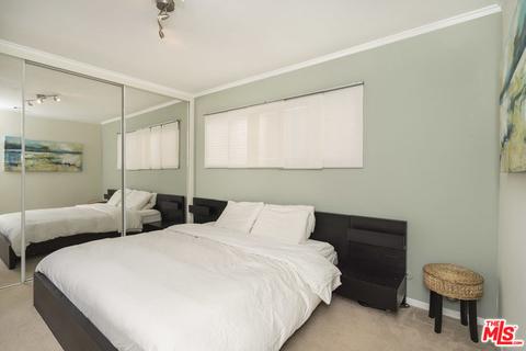 5446 Burnet Ave, Sherman Oaks, CA 91411 photo 6