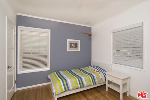 5446 Burnet Ave, Sherman Oaks, CA 91411 photo 8