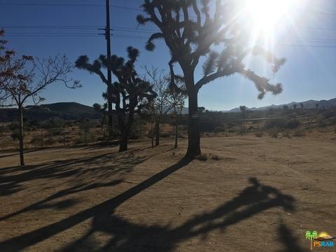 8141 Sage Ave, Yucca Valley, CA 92284 photo 3
